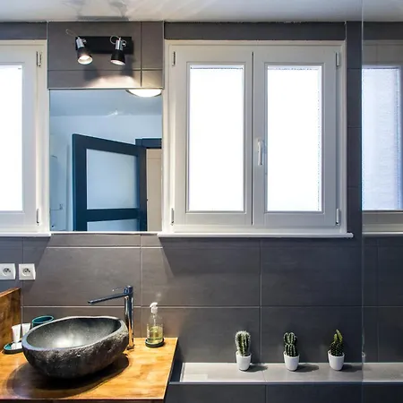 De L Ange - Au Coeur Du Centre Lägenhet *